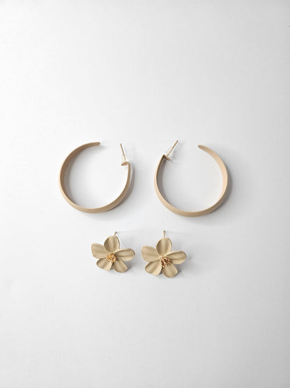 Carved C-Hoop Earrings